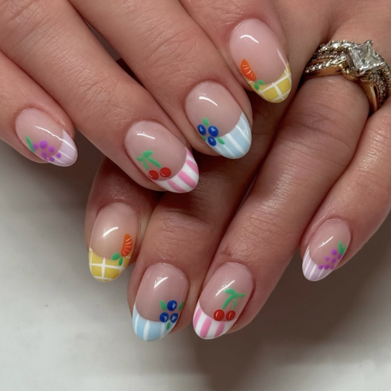 24Pcs Proste migdałowe końcówk – Nail Art Oval recenzja i cena