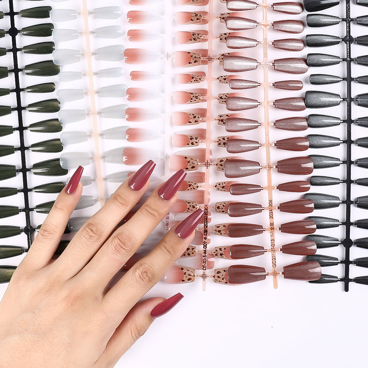 30 szt. Owalne Krótkie Różowe  – Nail Art Oval recenzja i cena